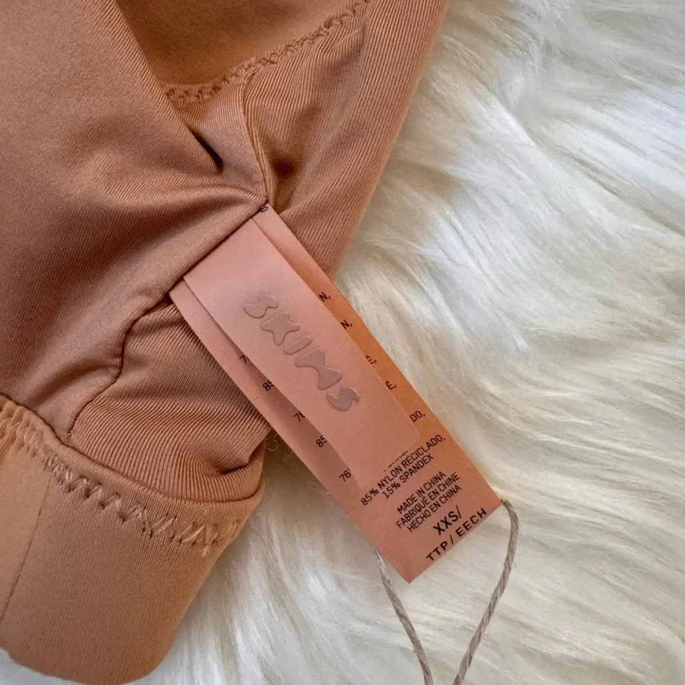 NWT Skims Kim Kardashians Recycled swim tank bikini top neutral tan brown XXS
